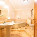 Majestic Manor In With Private Pool Valenca