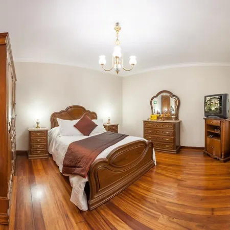 Majestic Manor In With Private Pool Tatil Evi Valenca