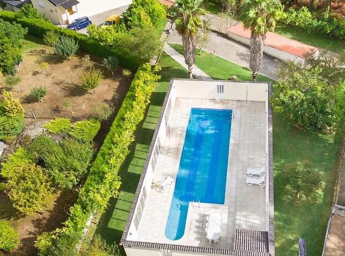 Majestic Manor In With Private Pool Valenca