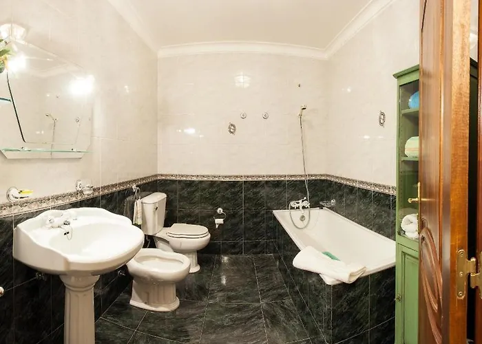 Majestic Manor In With Private Pool Semesterbostad