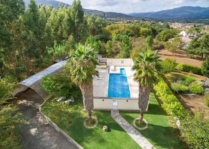 Majestic Manor In With Private Pool Semesterbostad